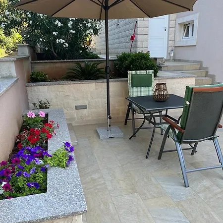 Marilu Apartment *